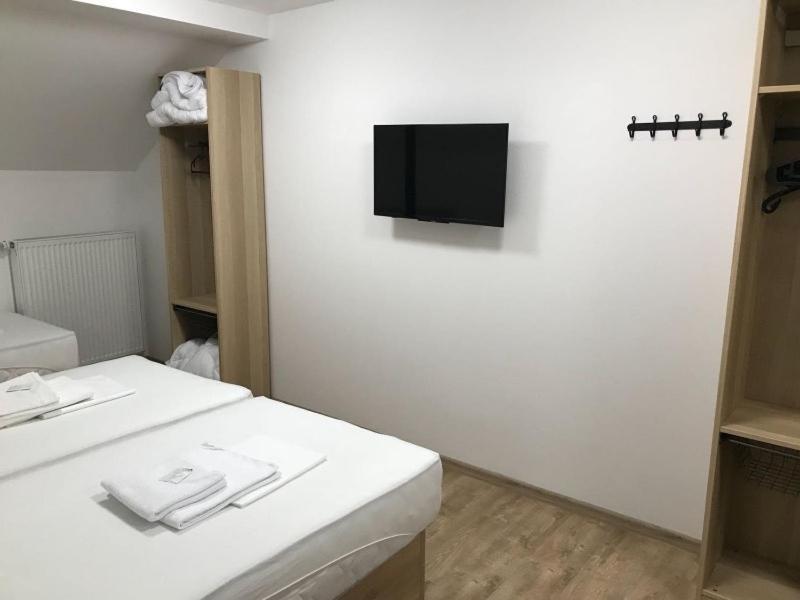 פוז'גה Sobe Zimmer Frei מראה חיצוני תמונה