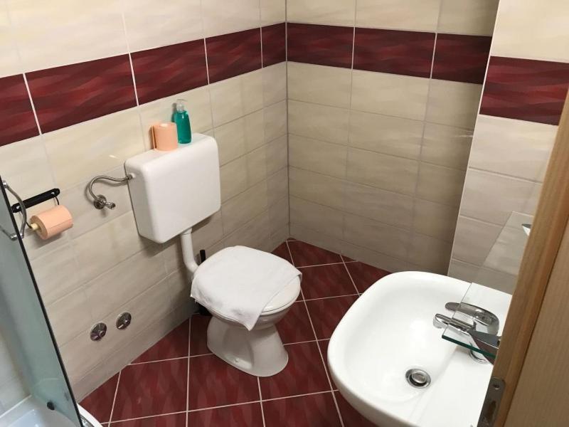 פוז'גה Sobe Zimmer Frei מראה חיצוני תמונה