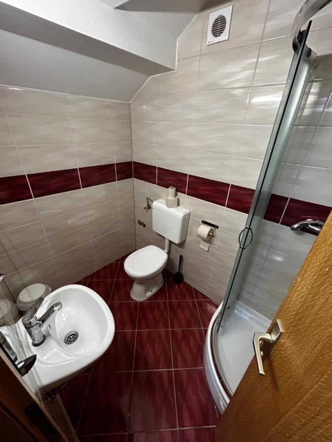 פוז'גה Sobe Zimmer Frei מראה חיצוני תמונה