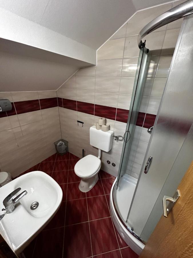 פוז'גה Sobe Zimmer Frei מראה חיצוני תמונה