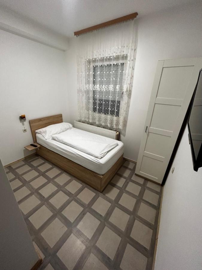 פוז'גה Sobe Zimmer Frei מראה חיצוני תמונה