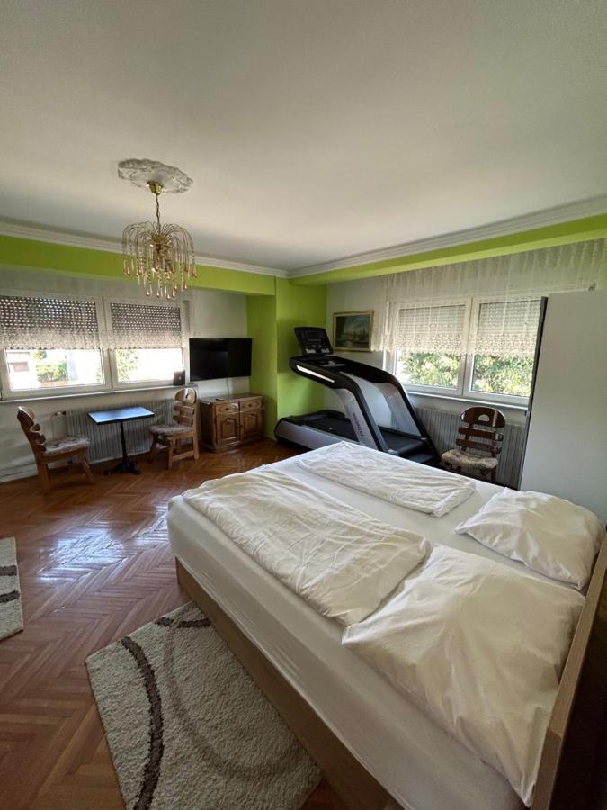 פוז'גה Sobe Zimmer Frei מראה חיצוני תמונה